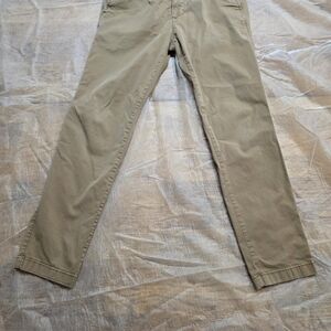 Hollister Coastal Weekend Ease Coastal Scandi Minimalist Chino Skinny Flex Pants